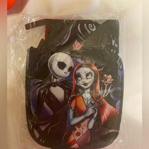 NWOT Nightmare Before Christmas oven mitt and pot holder
